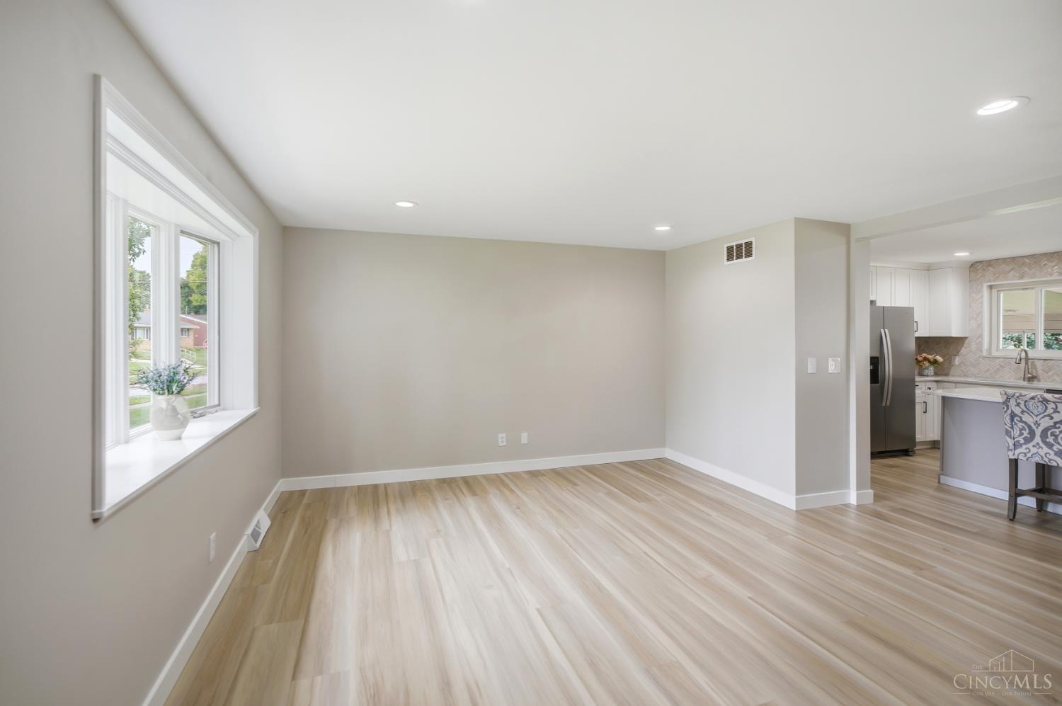 1103 Westfield Drive Property Photo 6