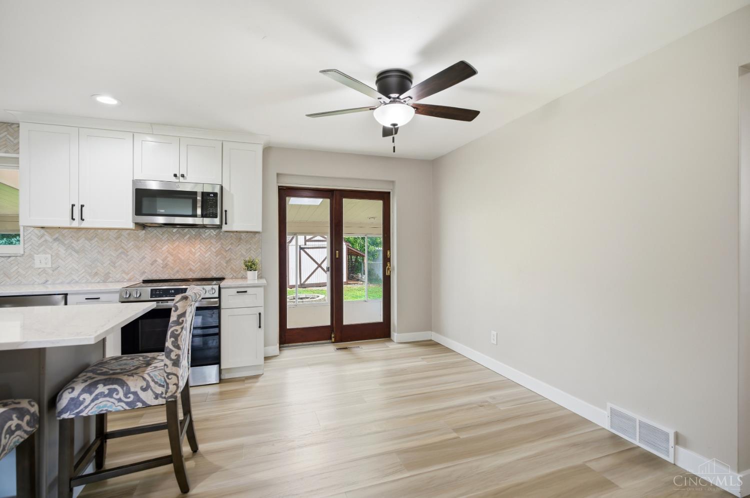 1103 Westfield Drive Property Photo 8
