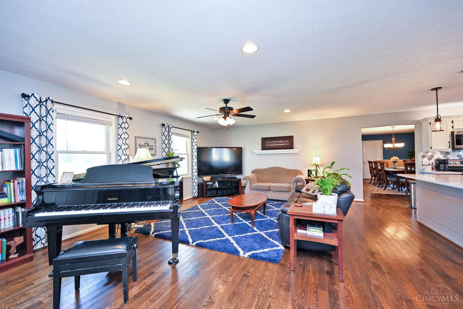 112 Boulder Drive Property Photo 4