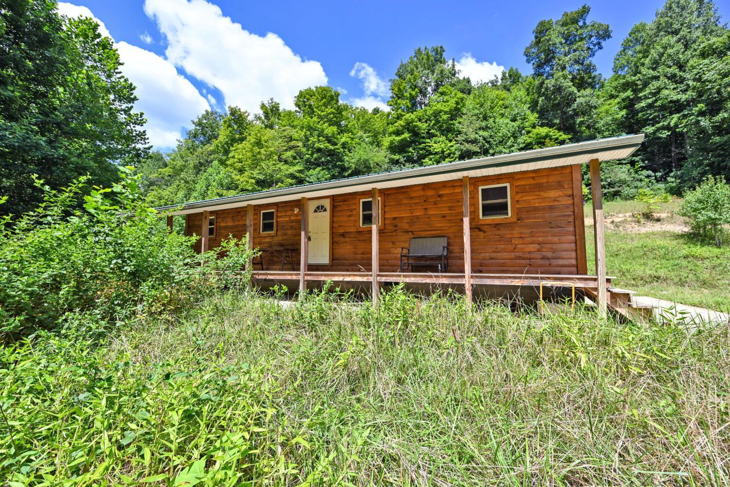 1890 Hall Fork Road Property Photo 1