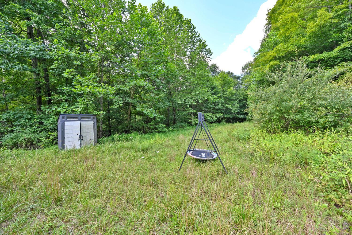 1890 Hall Fork Road Property Photo 31