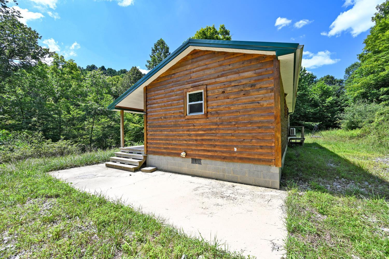 1890 Hall Fork Road Property Photo 36