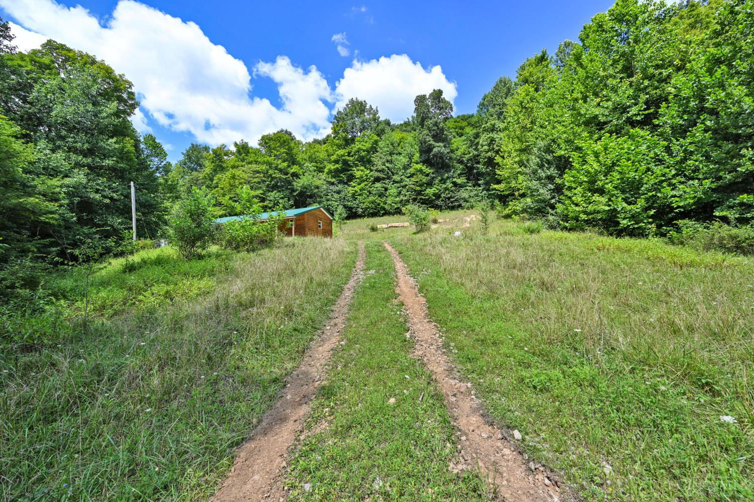1890 Hall Fork Road Property Photo 37