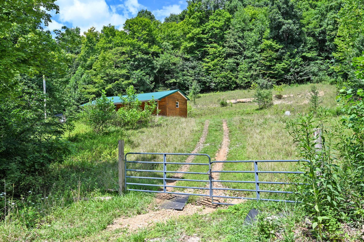 1890 Hall Fork Road Property Photo 41