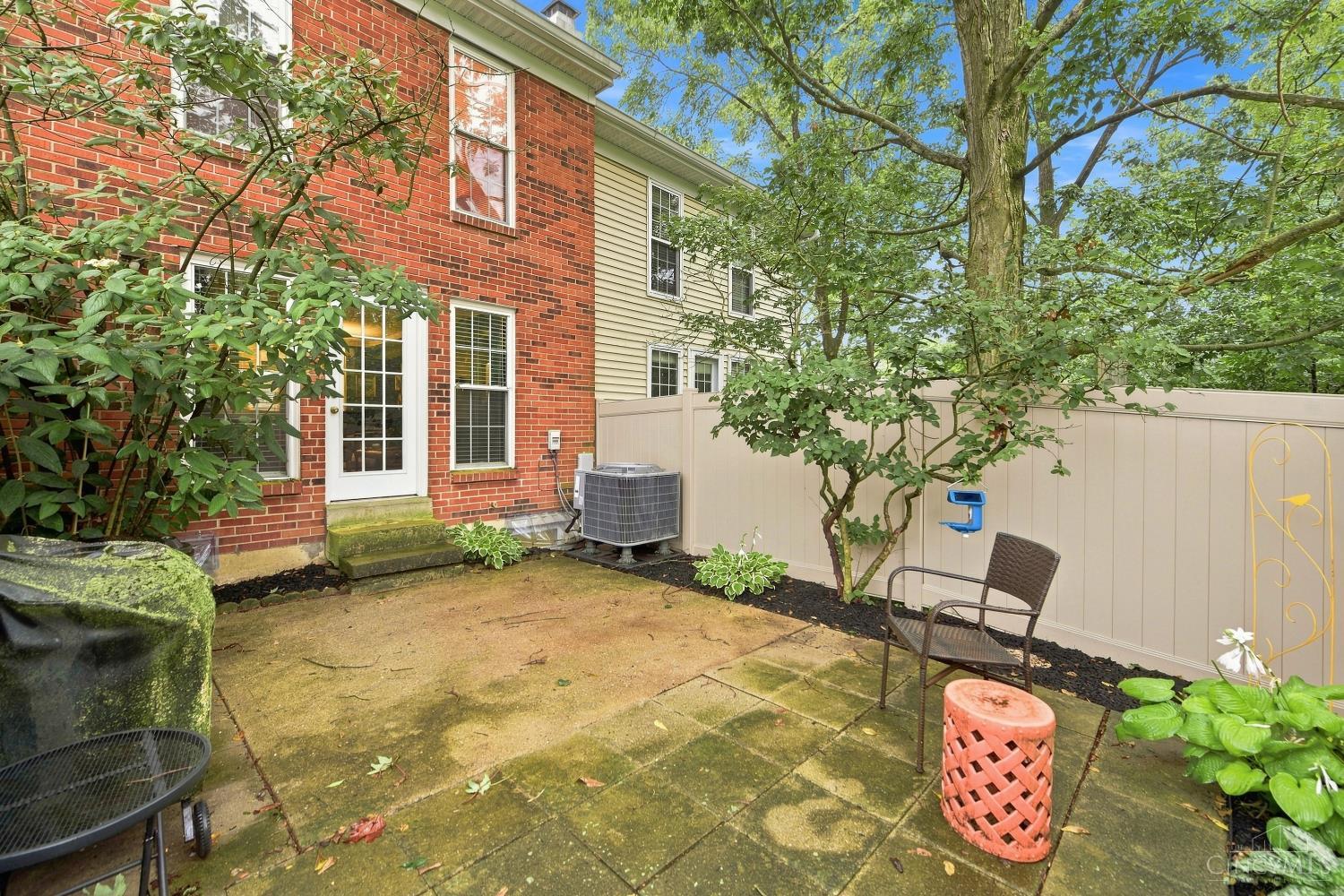 10879 Lakehurst Court Property Photo 18