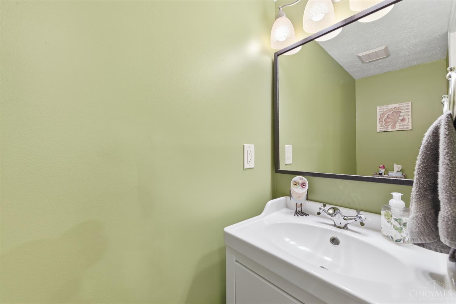 10879 Lakehurst Court Property Photo 20