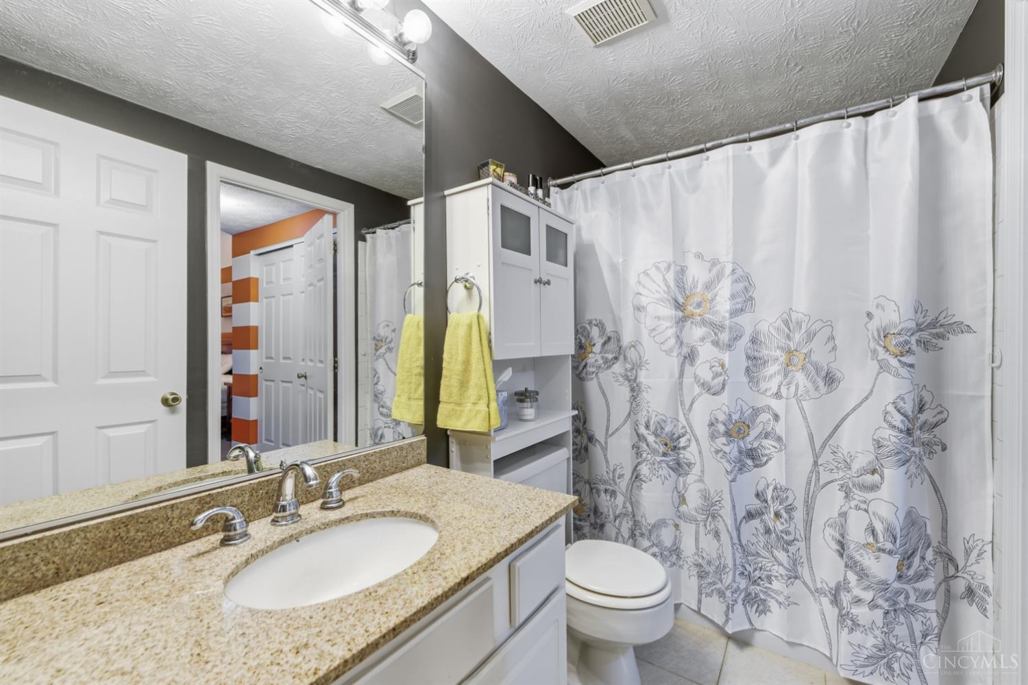 10879 Lakehurst Court Property Photo 28