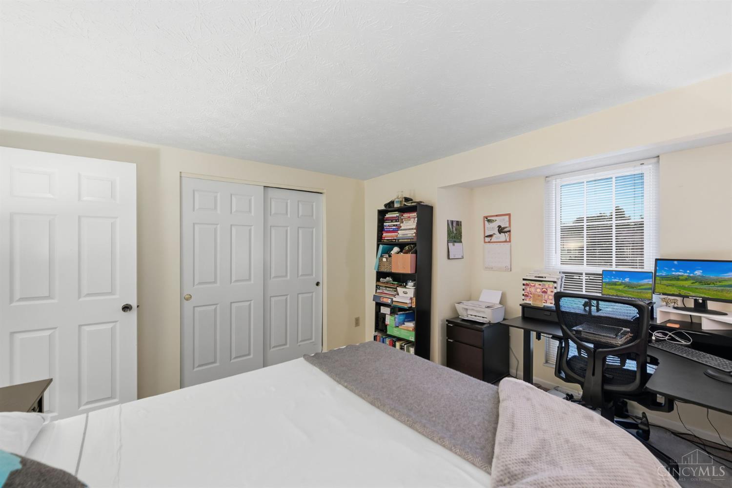 10879 Lakehurst Court Property Photo 32