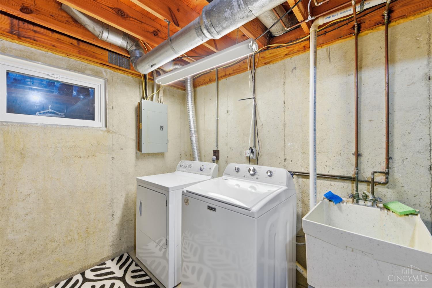10879 Lakehurst Court Property Photo 38