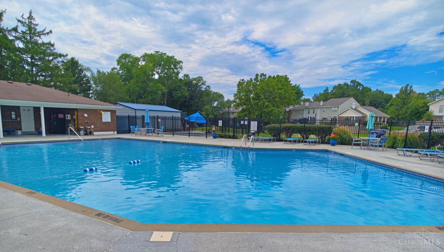 10879 Lakehurst Court Property Photo 46