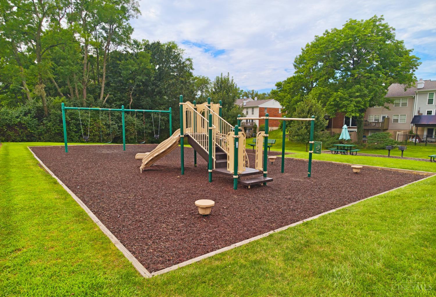 10879 Lakehurst Court Property Photo 49