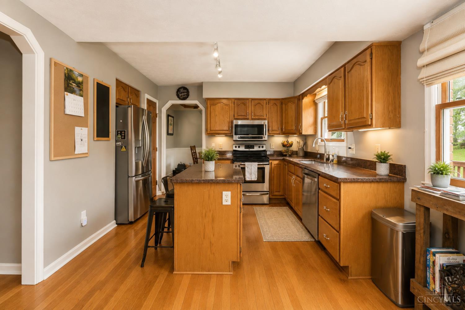 2590 Westbourne Drive Property Photo 8