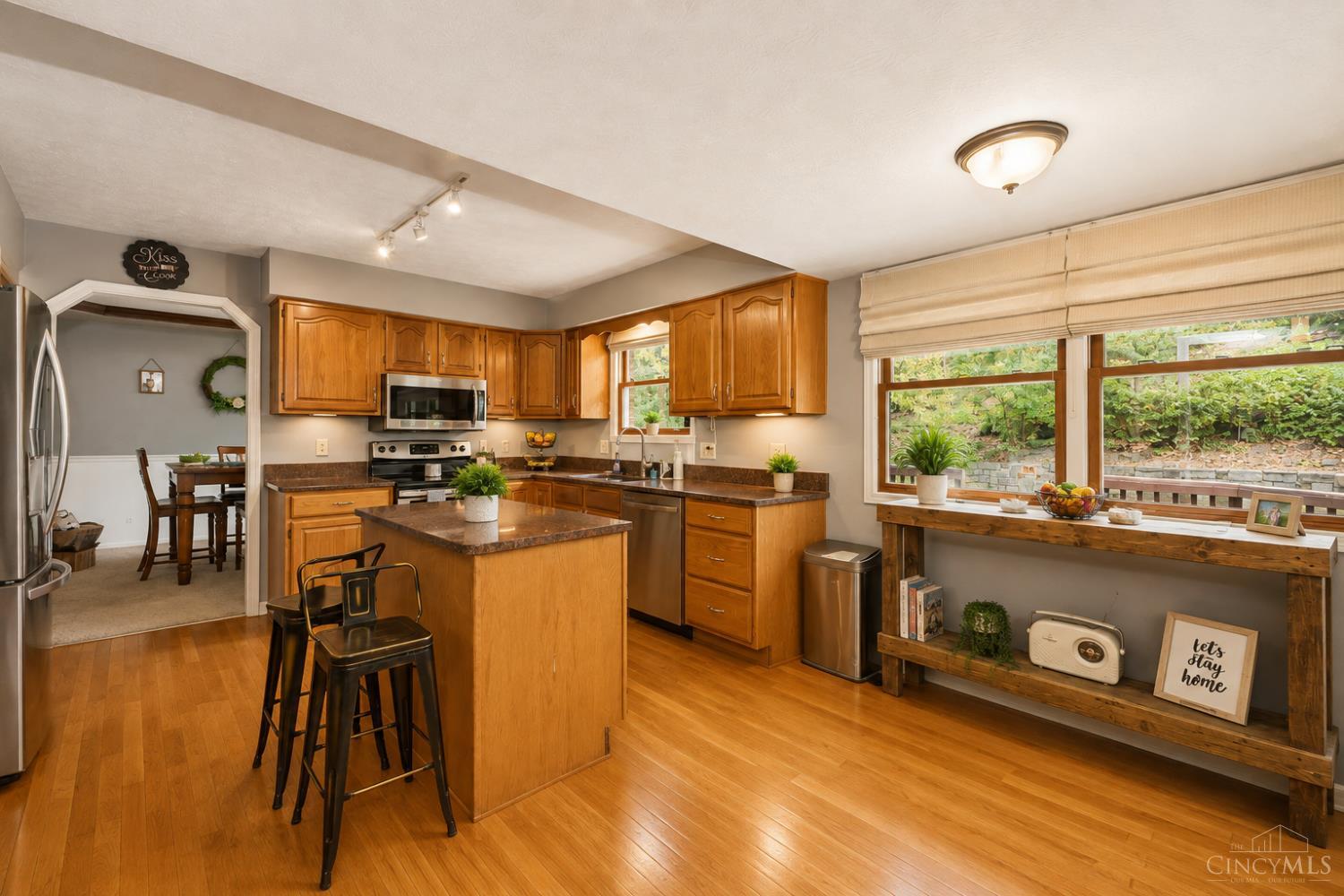 2590 Westbourne Drive Property Photo 9