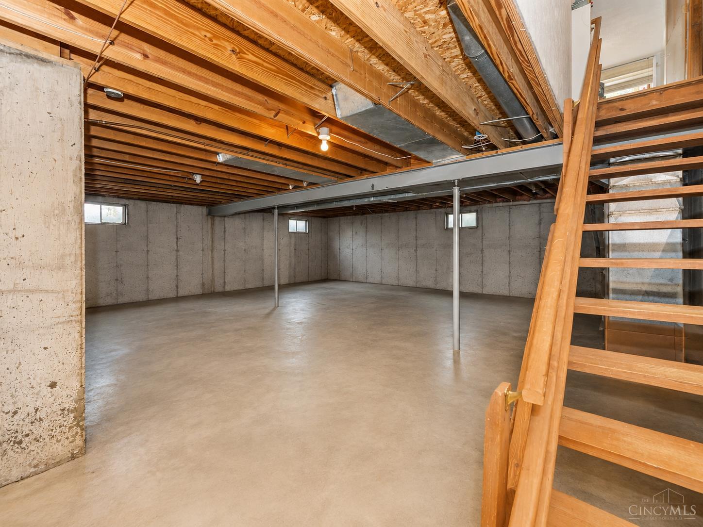 2590 Westbourne Drive Property Photo 26