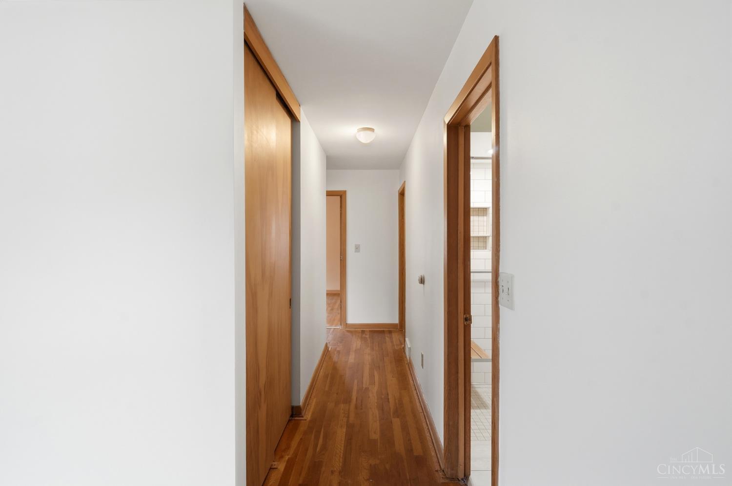 406 Ross Street Property Photo 17