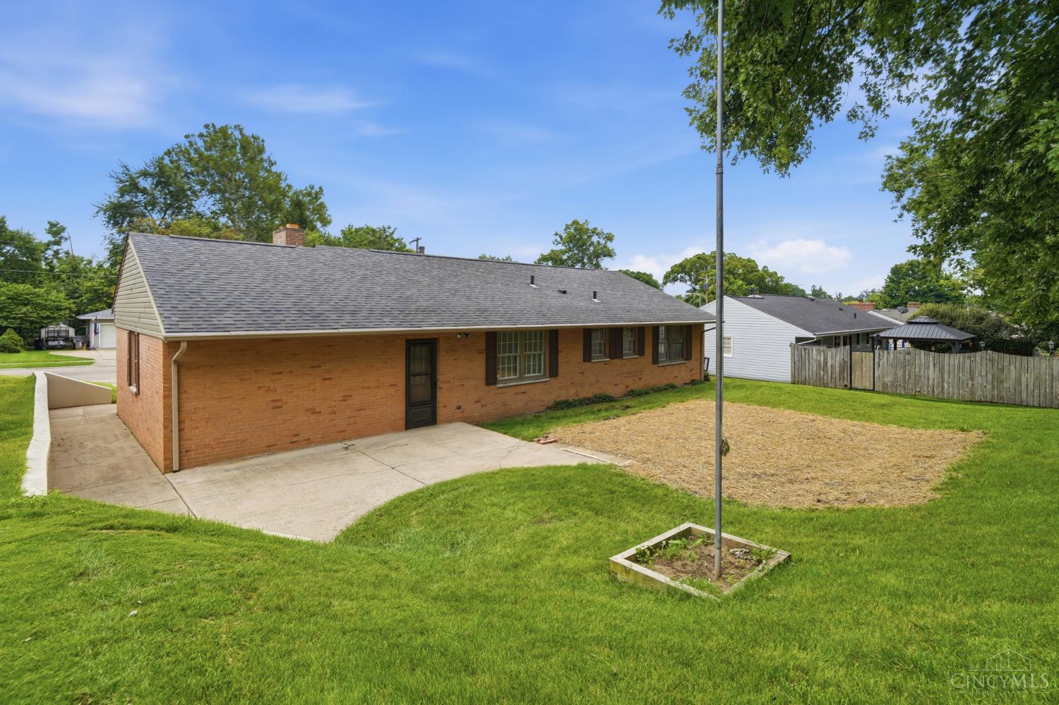 406 Ross Street Property Photo 55