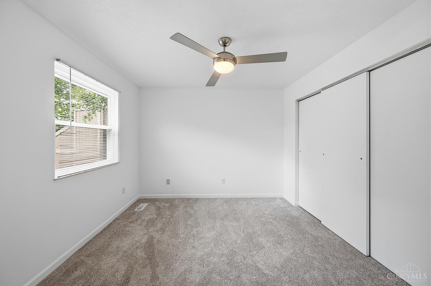 8128 Rollingwood Way Property Photo 33