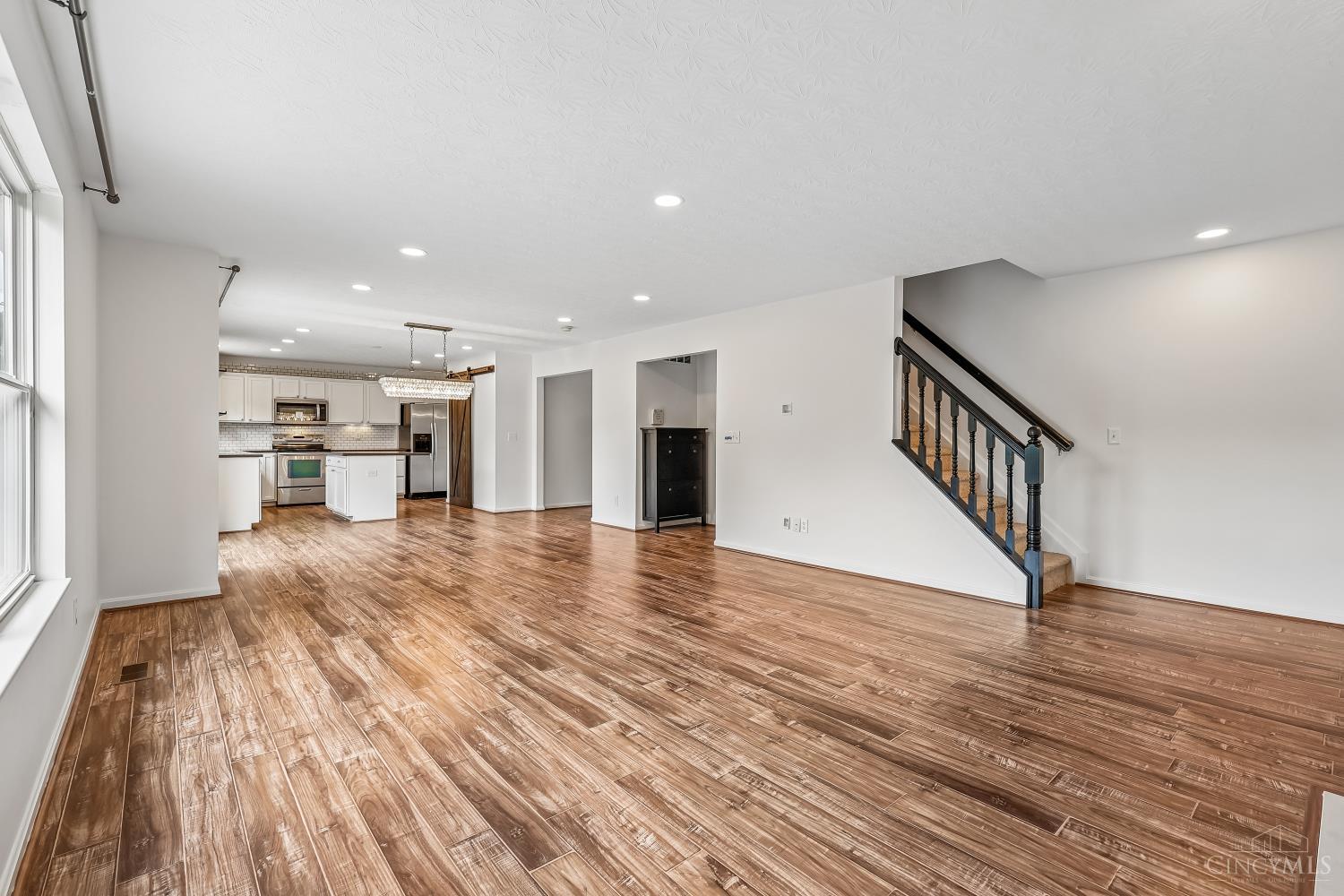 7235 Northgate Drive Property Photo 10