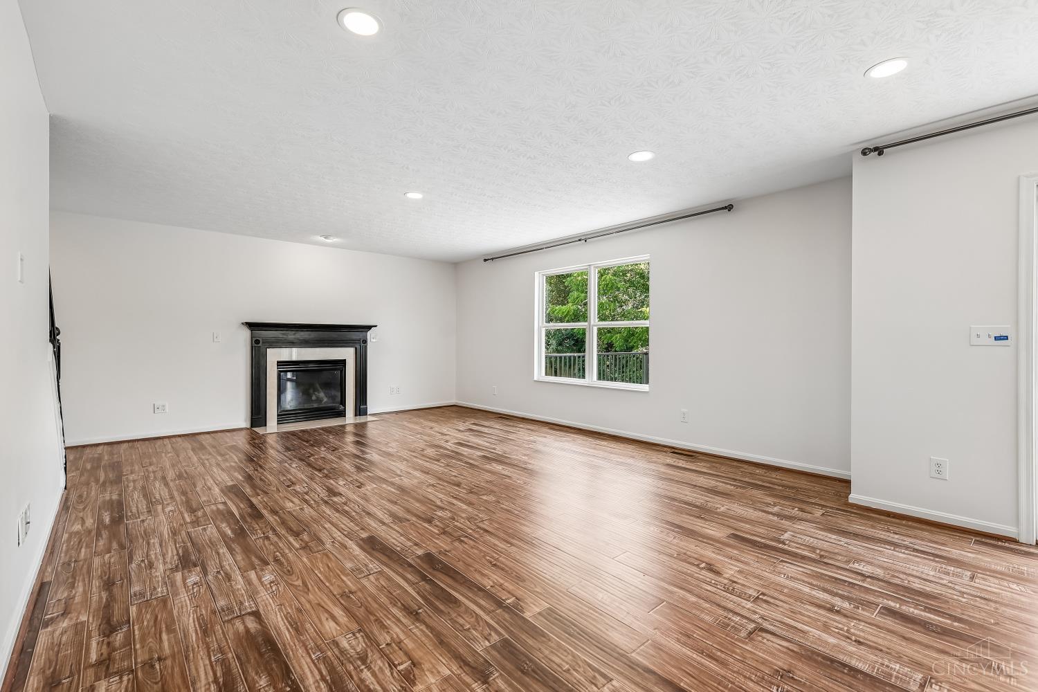 7235 Northgate Drive Property Photo 11