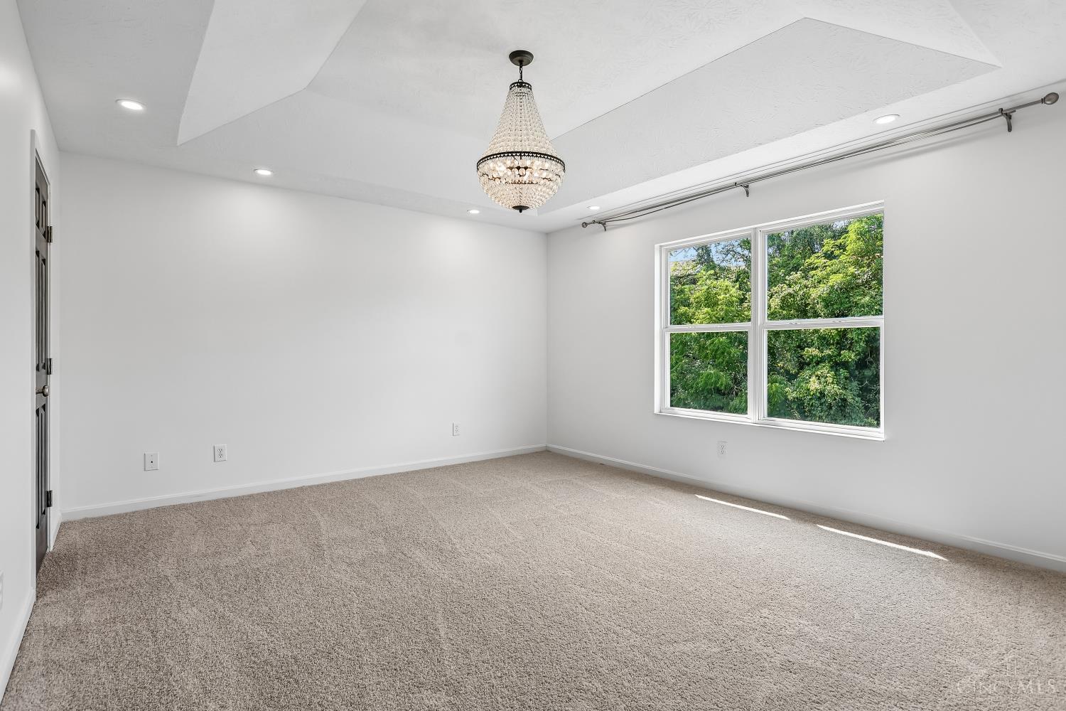 7235 Northgate Drive Property Photo 15