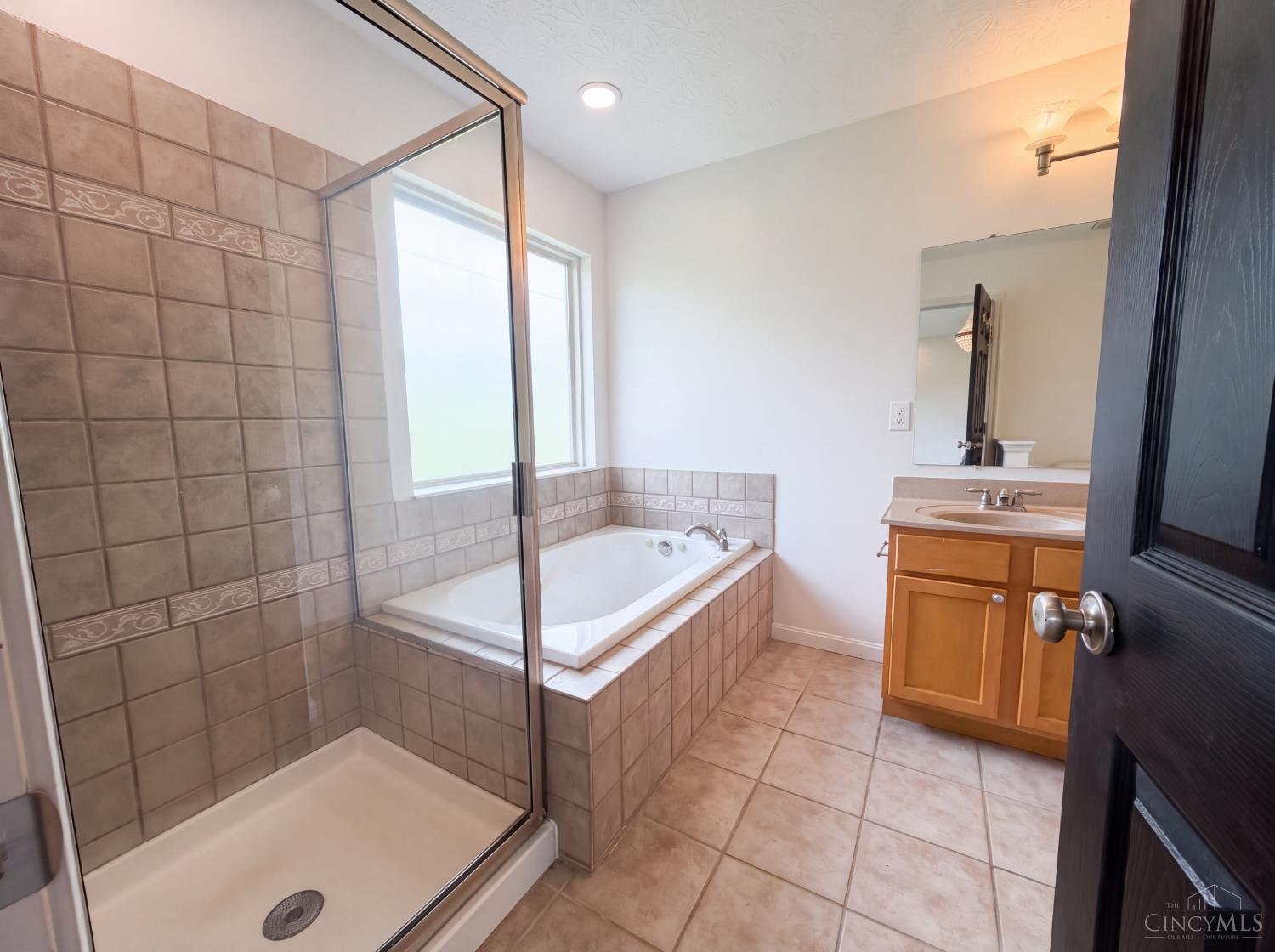 7235 Northgate Drive Property Photo 17