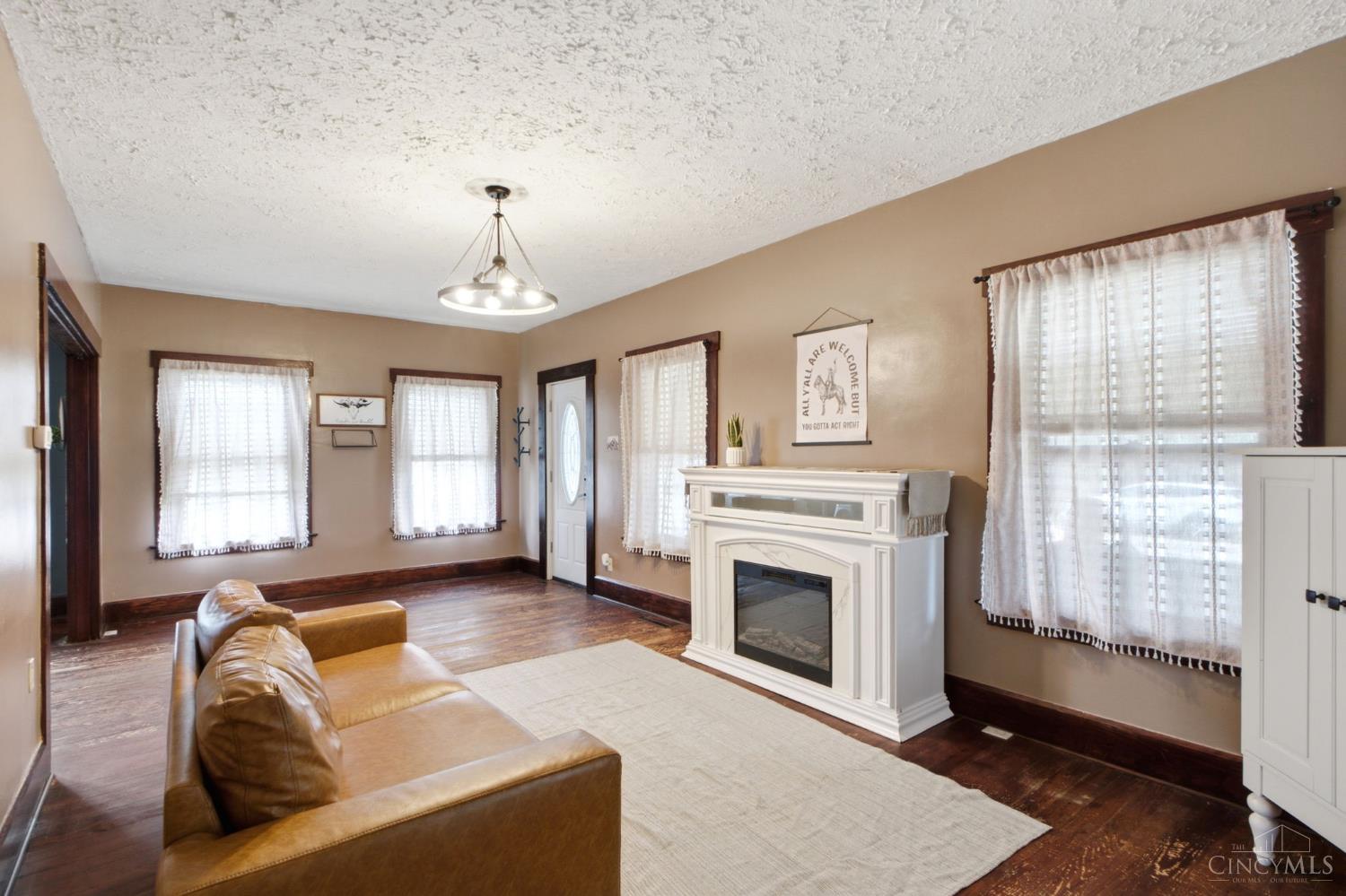 308 Forest Avenue Property Photo 7