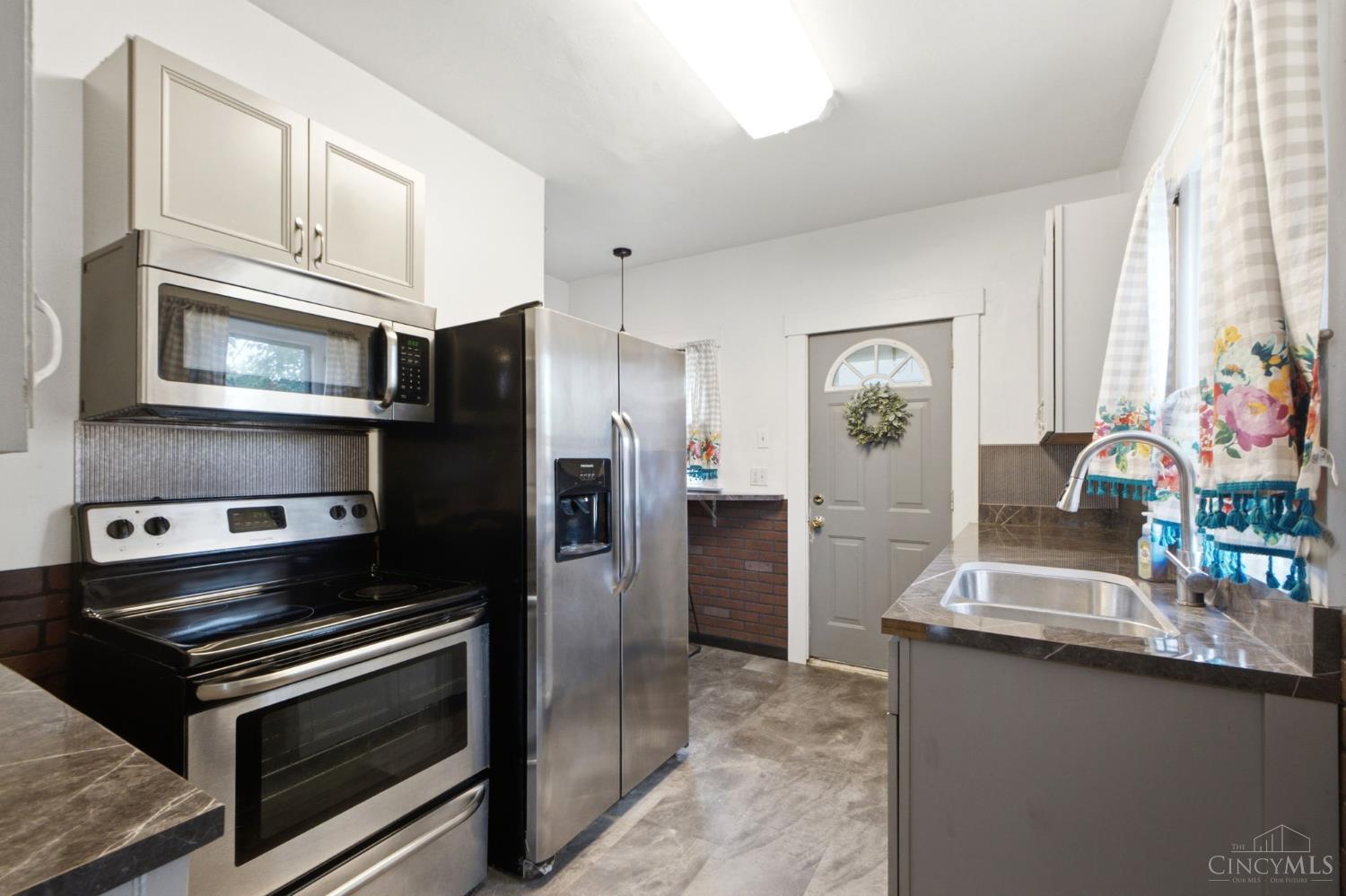308 Forest Avenue Property Photo 17