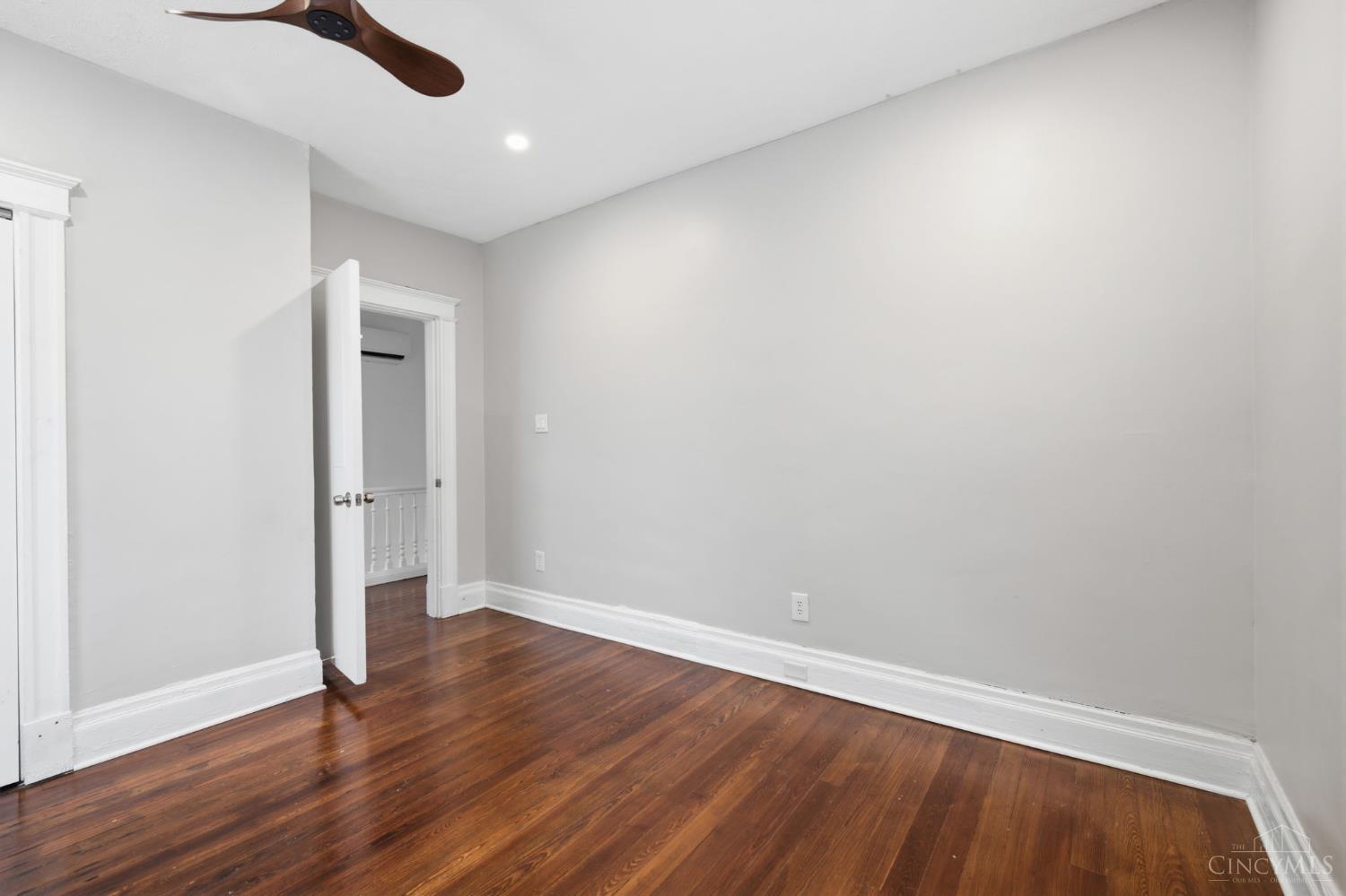 2560 Hackberry Street Property Photo 20