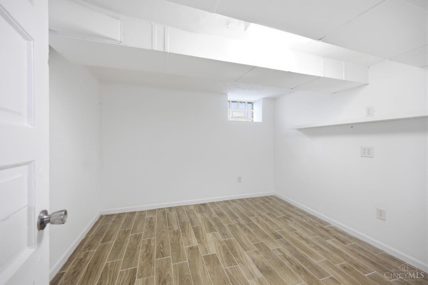 2560 Hackberry Street Property Photo 35