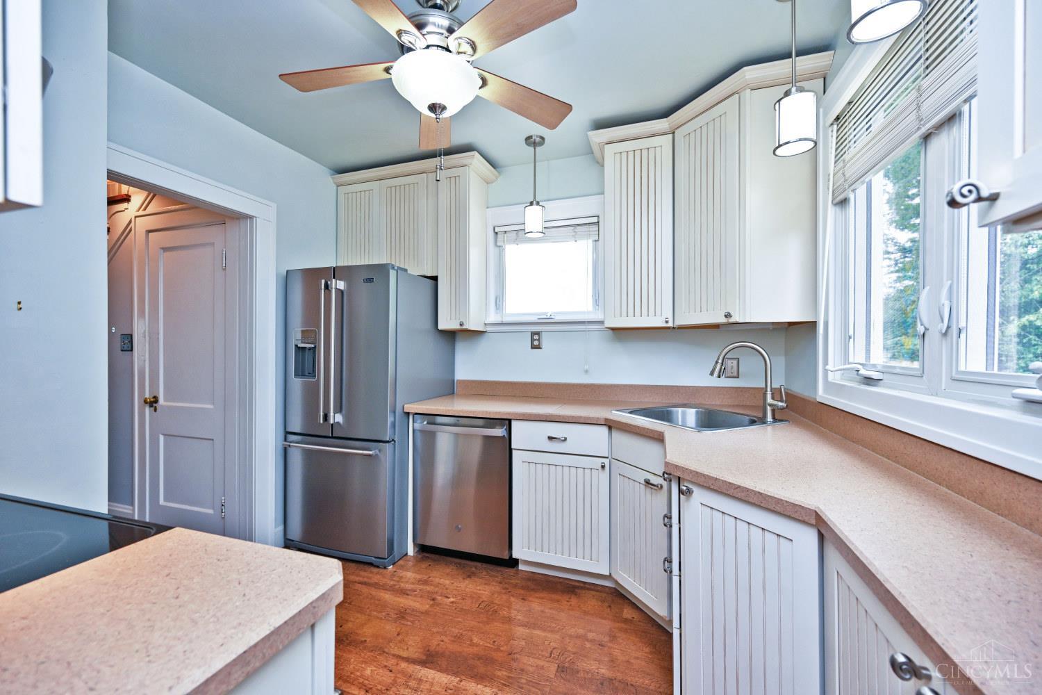 3658 Bellecrest Avenue Property Photo 18
