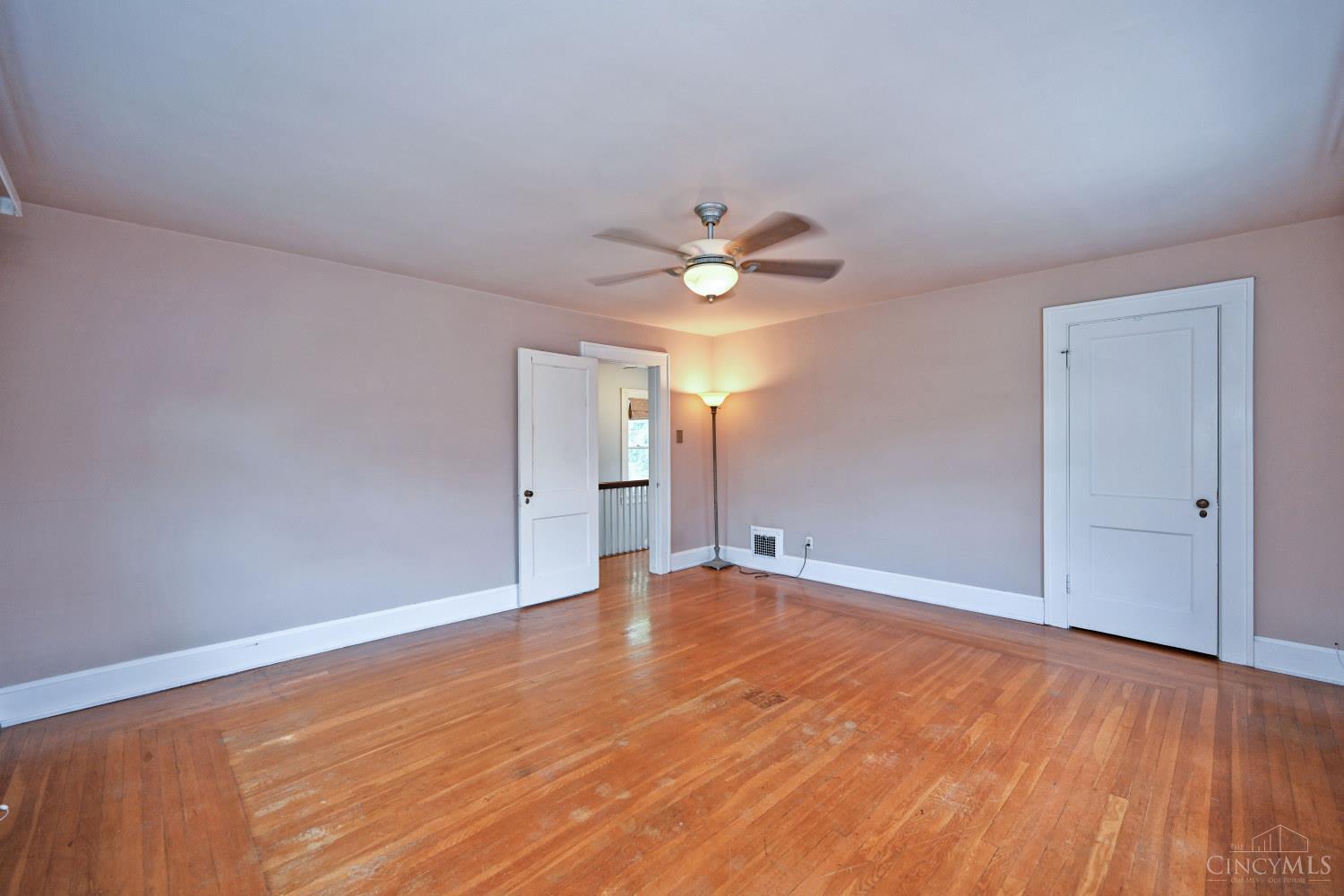 3658 Bellecrest Avenue Property Photo 23