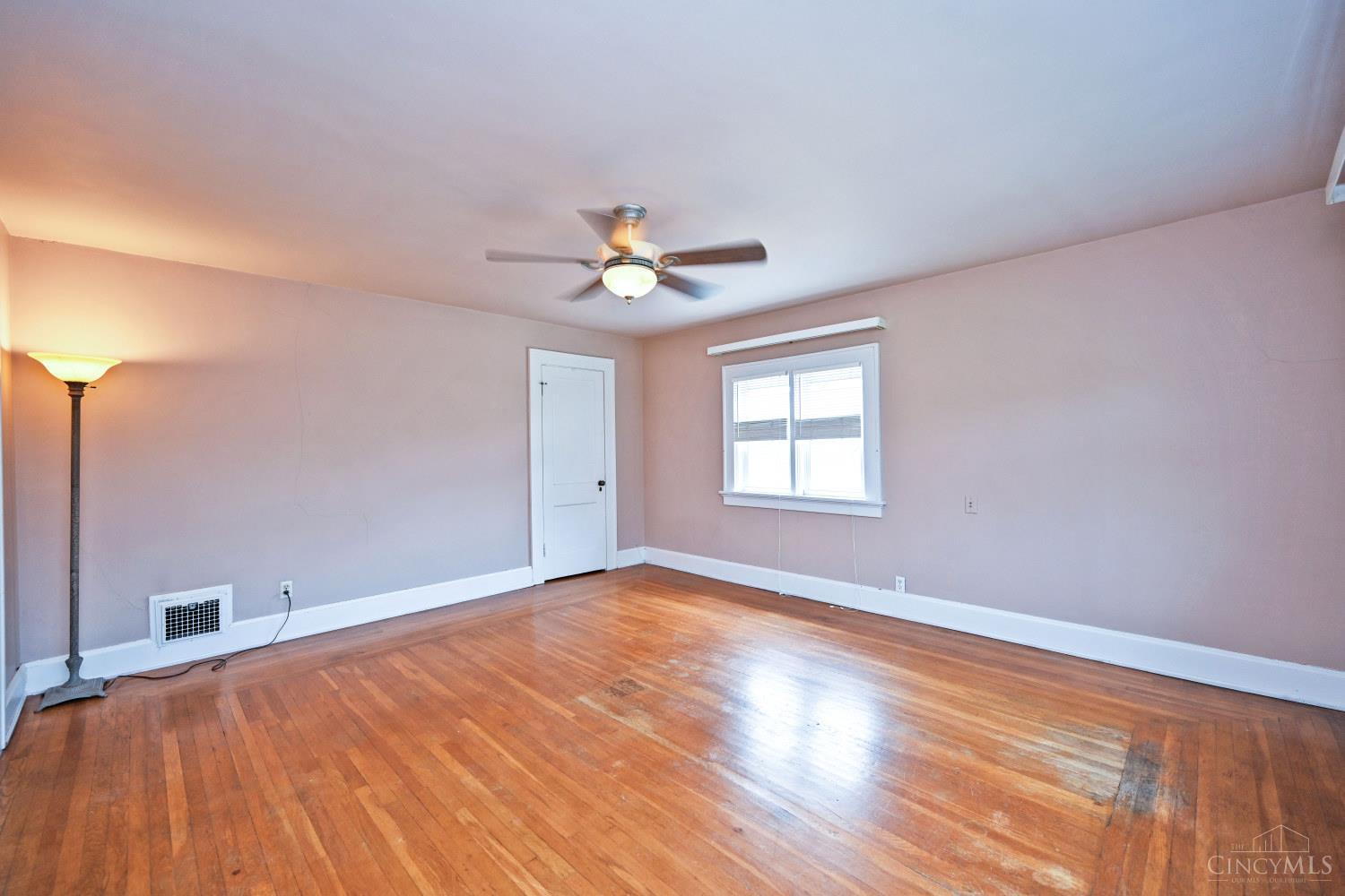 3658 Bellecrest Avenue Property Photo 24