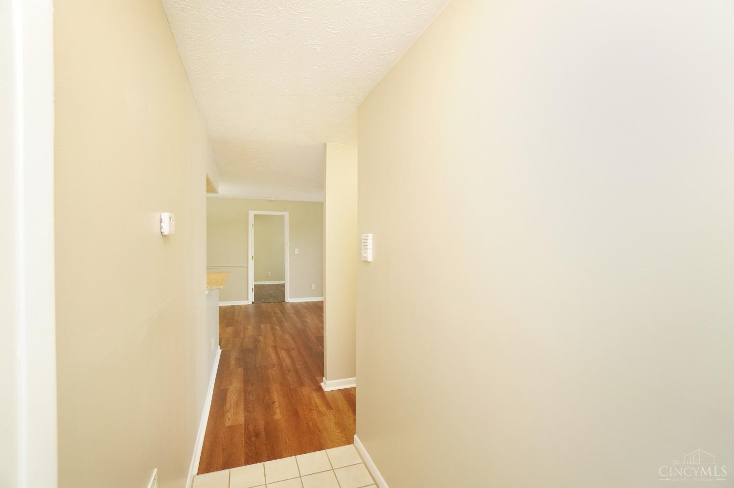 8945 Eagleview Drive Property Photo 6