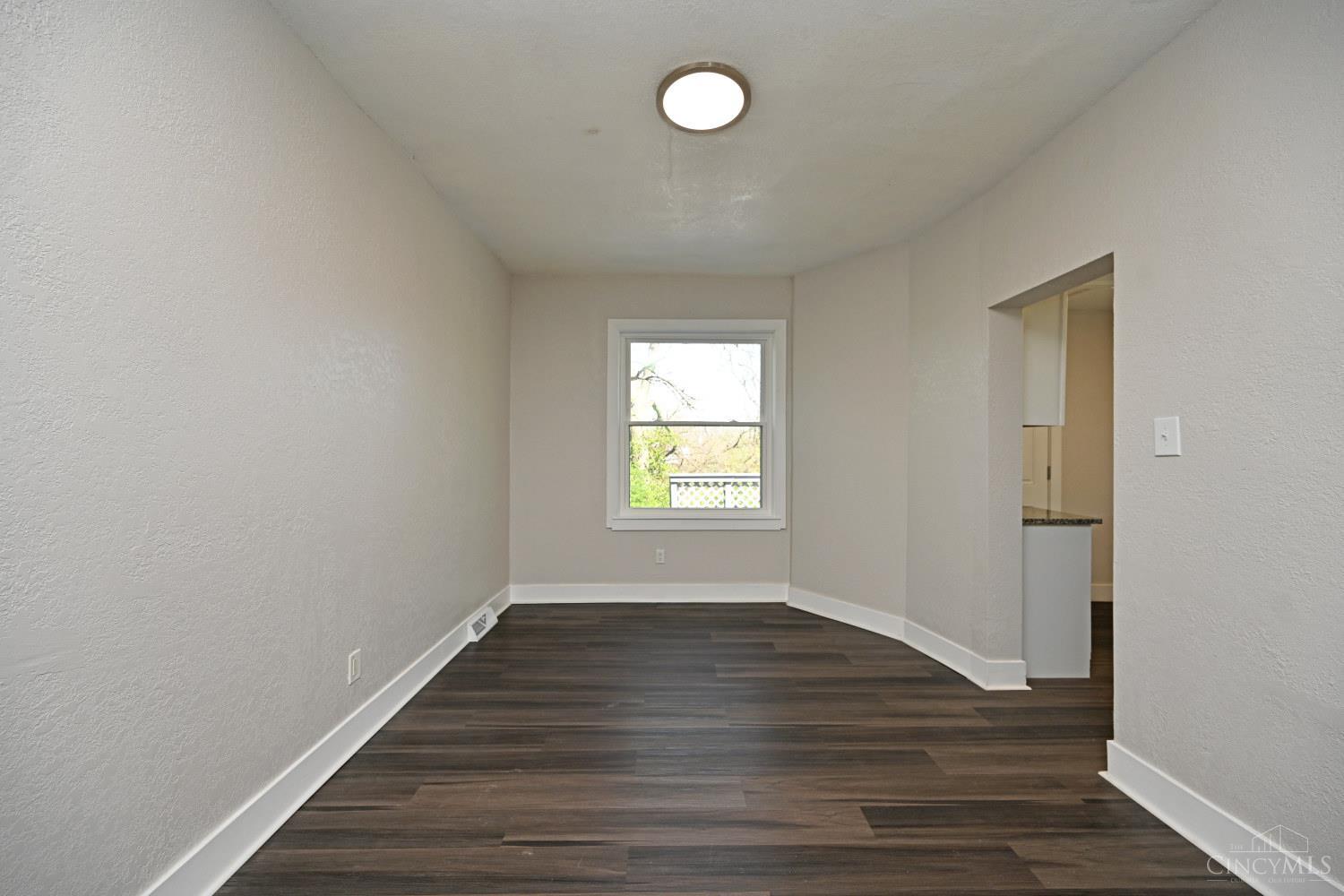 962 Mansion Avenue Property Photo 8