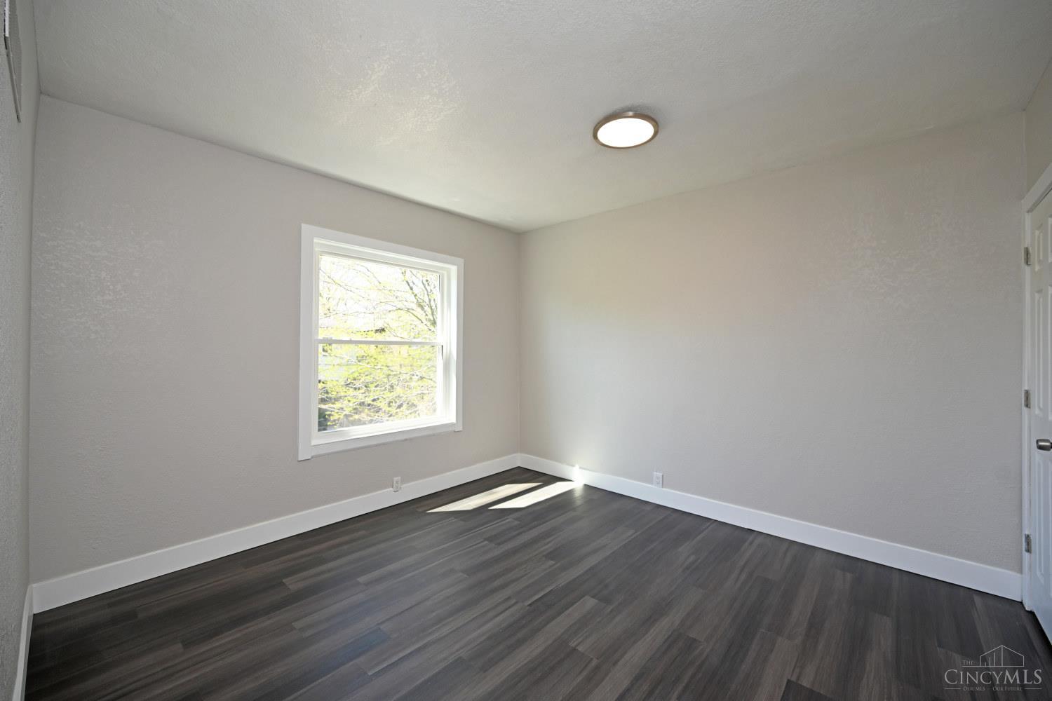 962 Mansion Avenue Property Photo 18