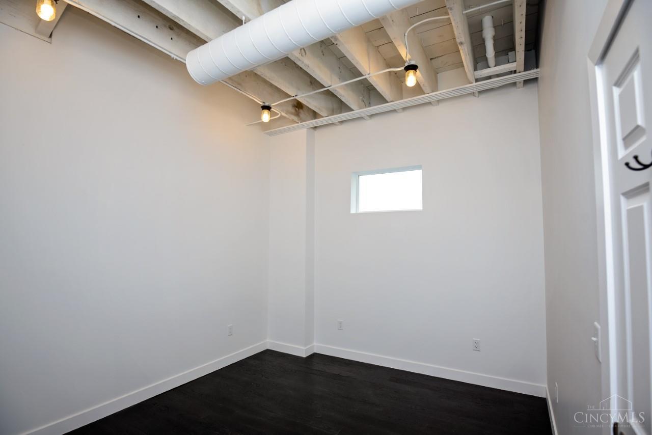 1044 Central Avenue Property Photo 7