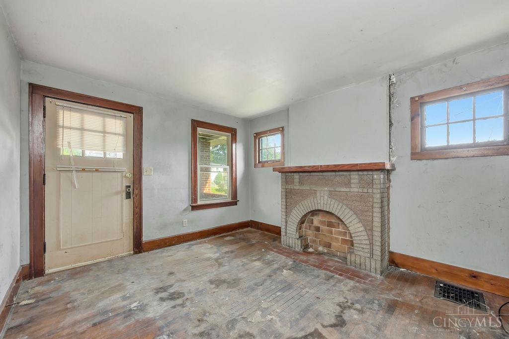 5807 Elder Street Property Photo 11