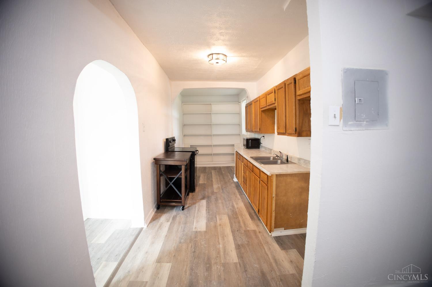 E 45 Fifth Street Property Photo 3