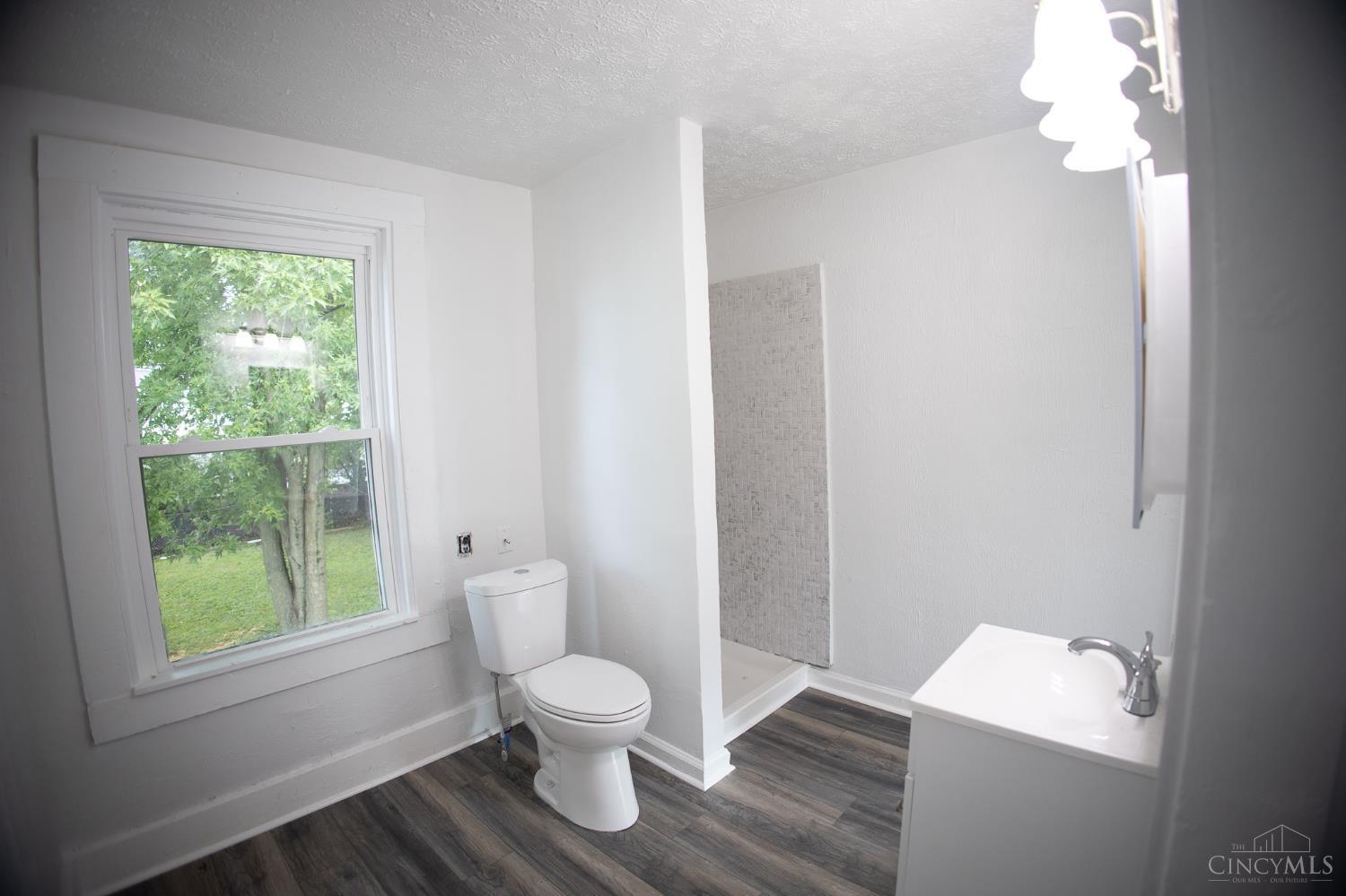 E 45 Fifth Street Property Photo 12