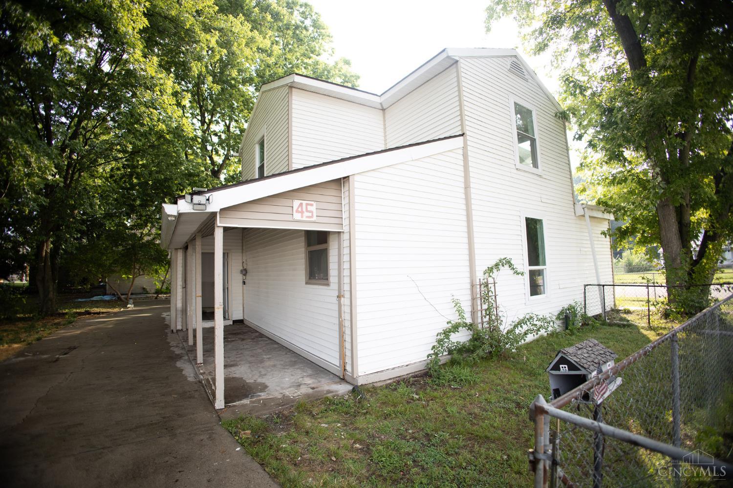 E 45 Fifth Street Property Photo 16