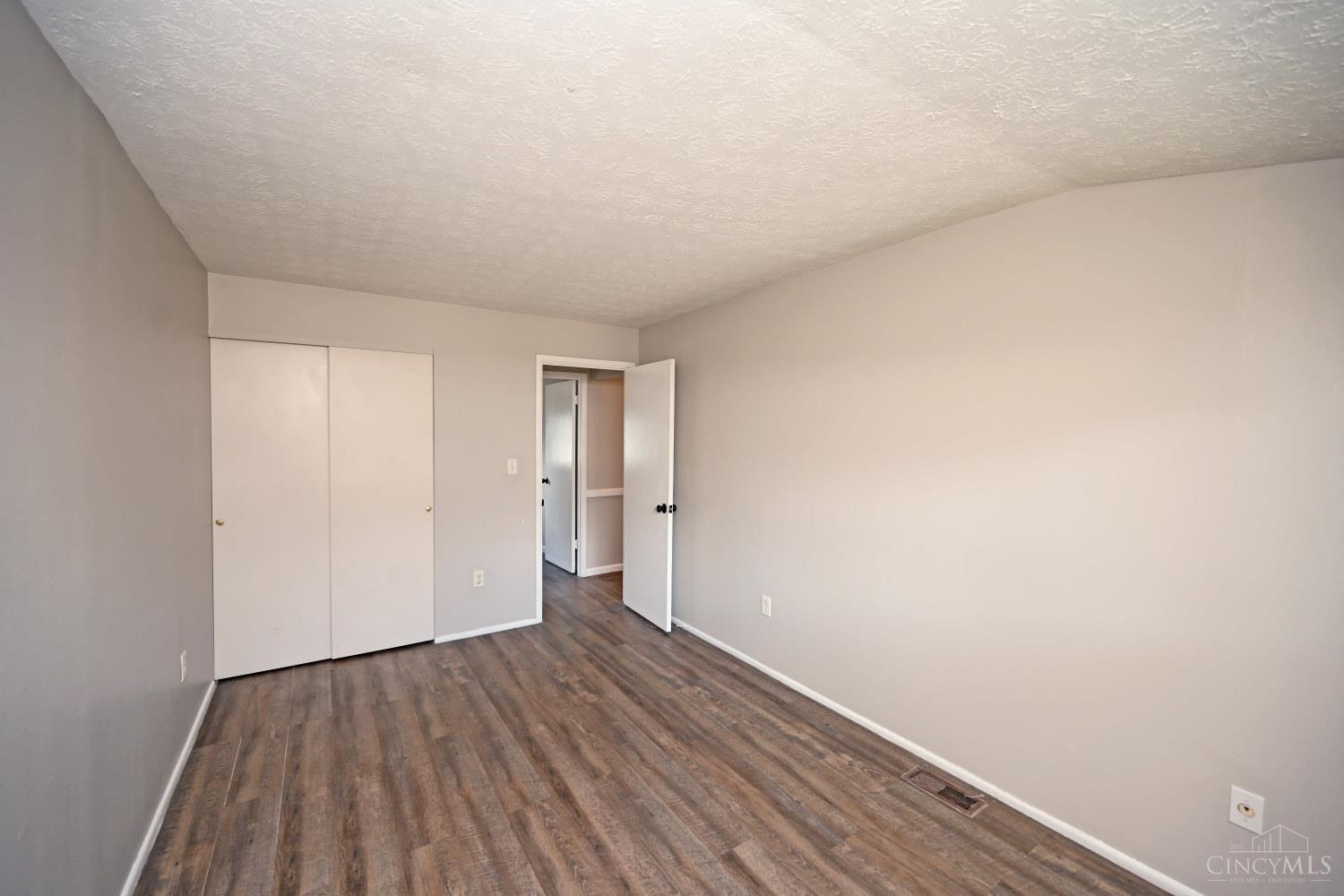 7752 Montgomery Road Property Photo 28