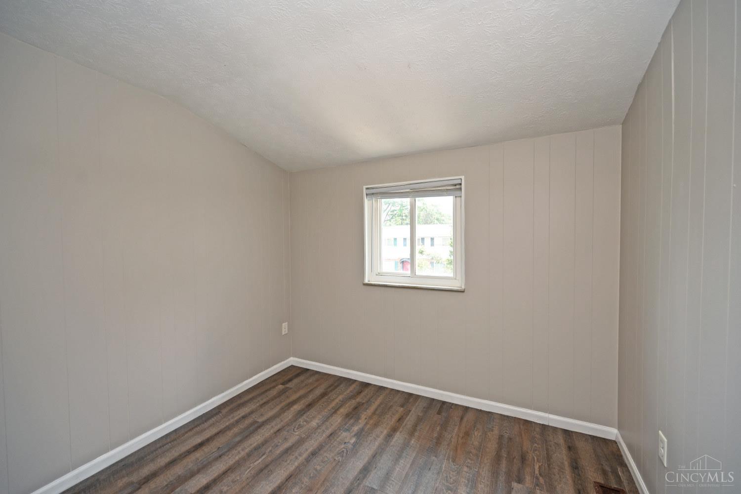 7752 Montgomery Road Property Photo 29