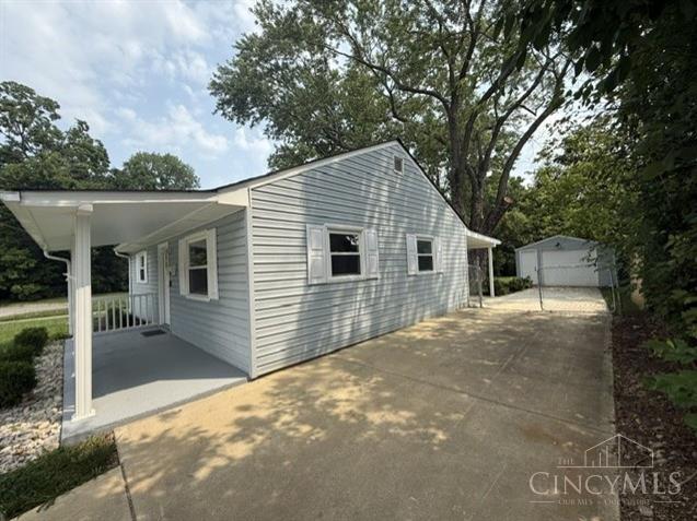 482 Drexel Avenue Property Photo 3