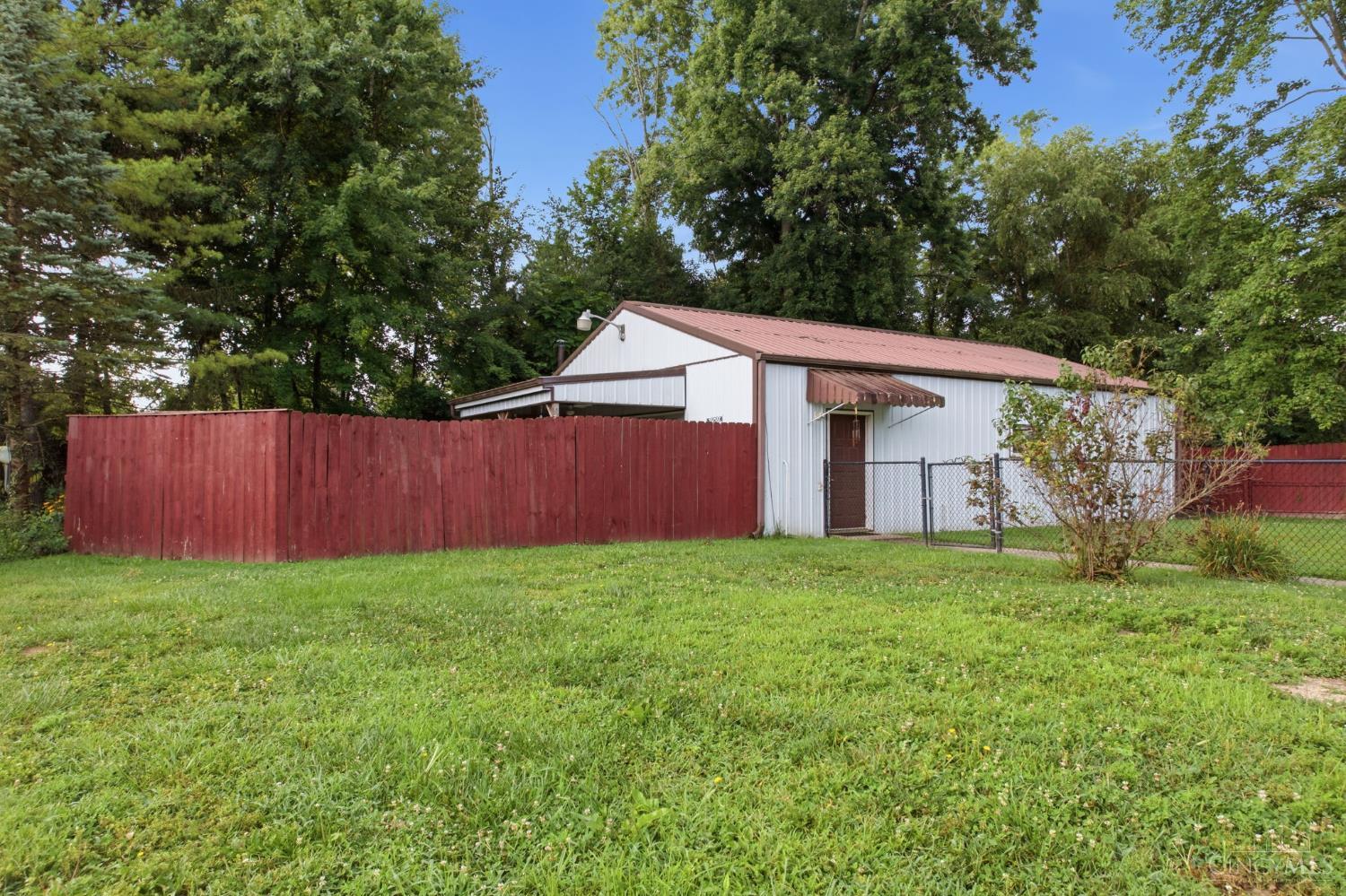 213 Highland Avenue Property Photo 6