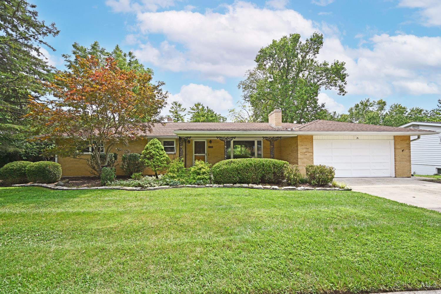 411 Pamela Drive Property Photo 1