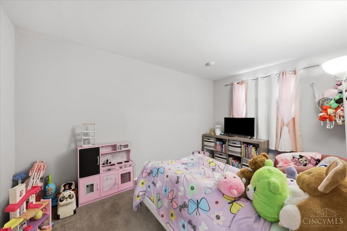 2343 Fairgreen Drive Property Photo 12