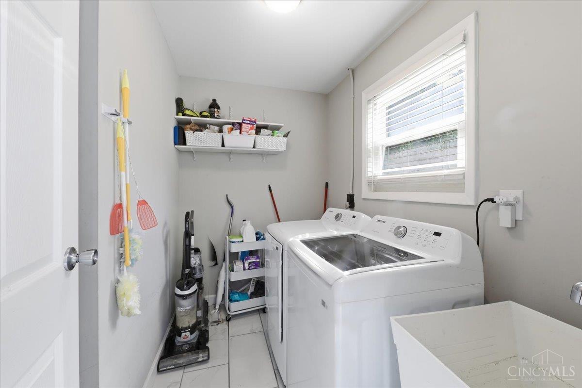 2343 Fairgreen Drive Property Photo 19