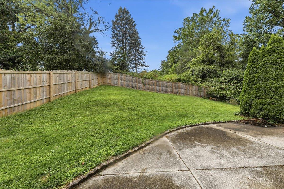 2343 Fairgreen Drive Property Photo 22