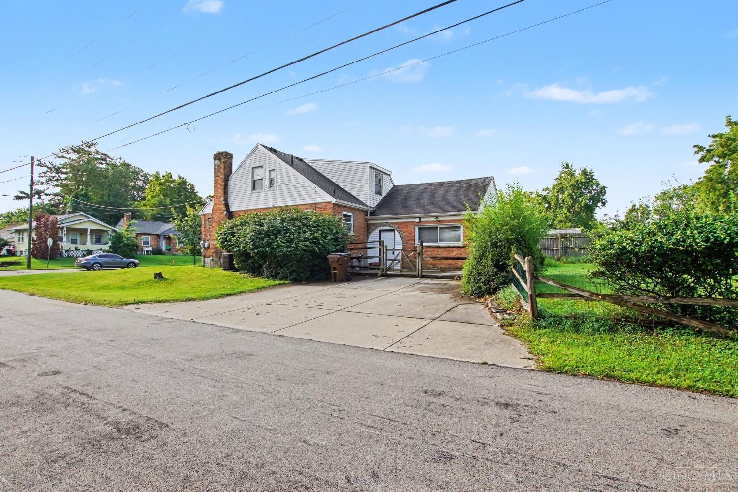8317 Lake Avenue Property Photo 3