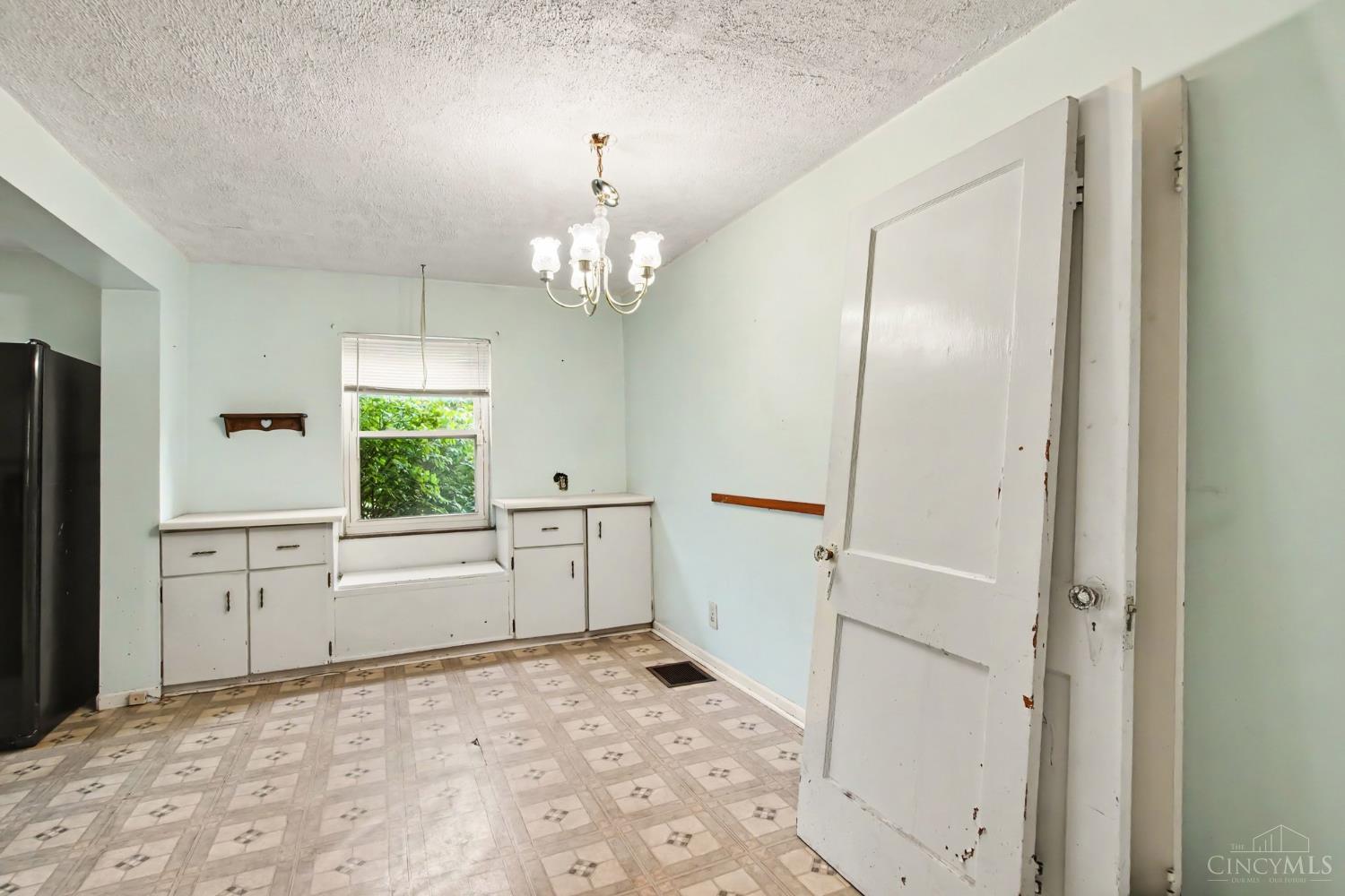 8317 Lake Avenue Property Photo 9